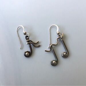 Vintage Handcrafted Silver Musical Note Dangle Earrings 3/4”